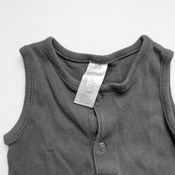 (4/$20) H&M - Ribbed Cotton Romper Suit - Picture 4 of 7